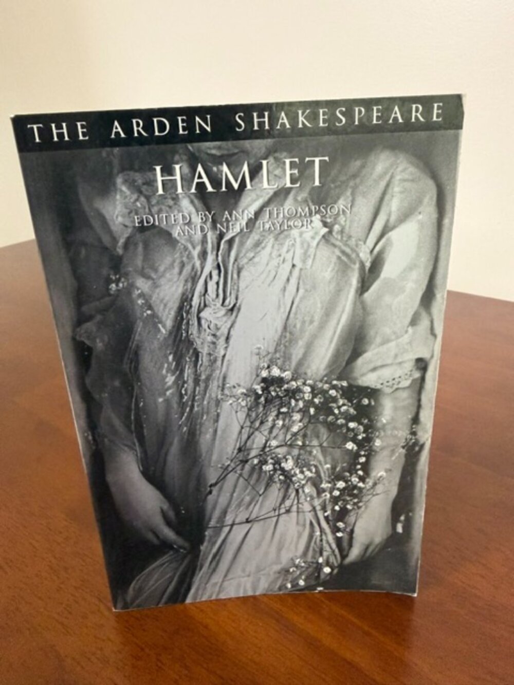 The Arden Shakespeare: Hamlet (Revised Third Series).
